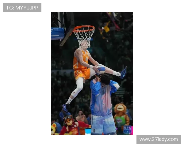 张鼎岩满分扣篮夺冠胡明轩再封王